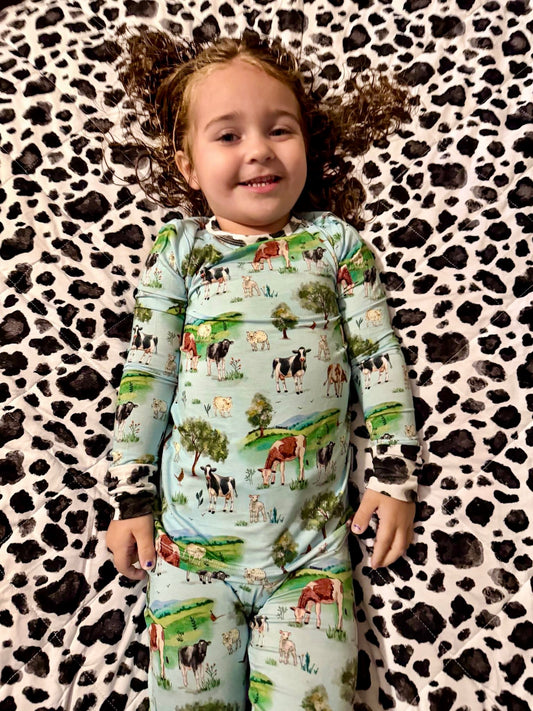 “Cows” Two-Piece Pajamas
