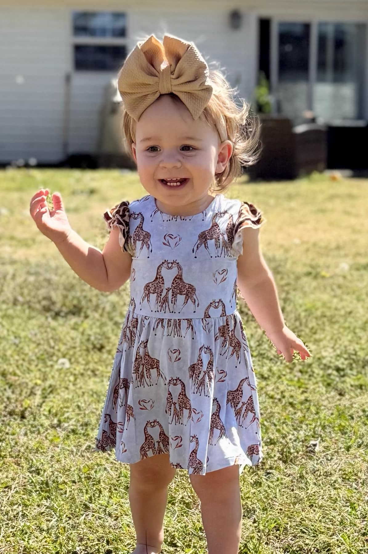 “You Bet Giraffe I’m Cute” Bodysuit Twirl