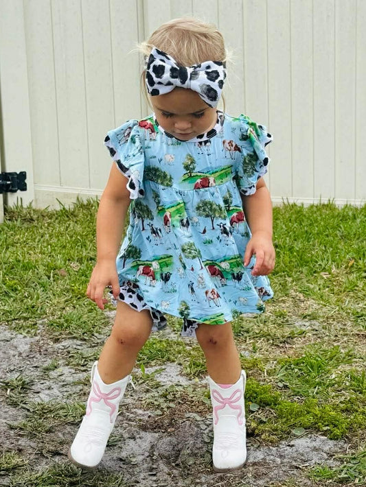 Cows Flutter Sleeve Shirt with Ruffled Bloomers