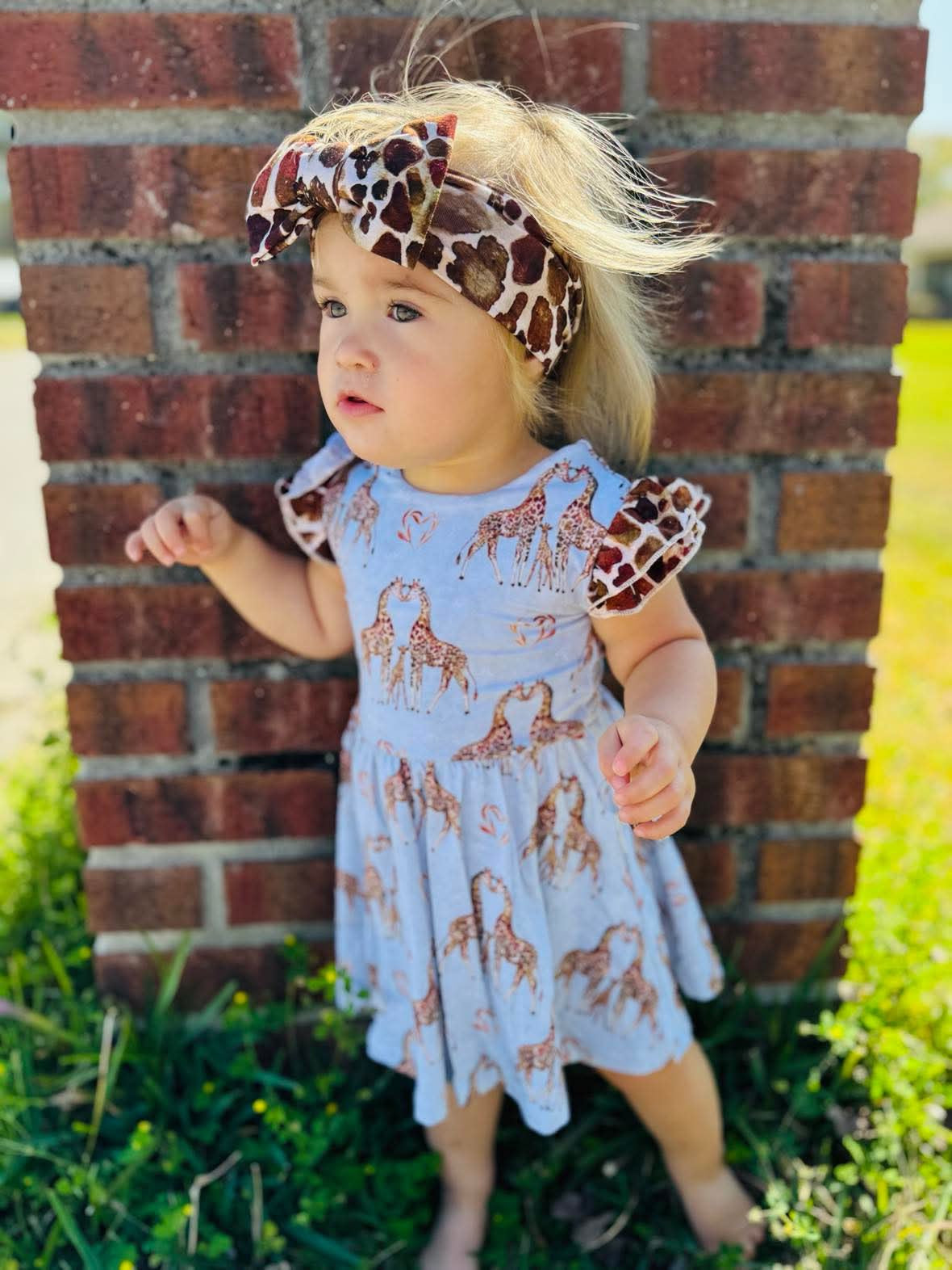 “You Bet Giraffe I’m Cute” Bodysuit Twirl