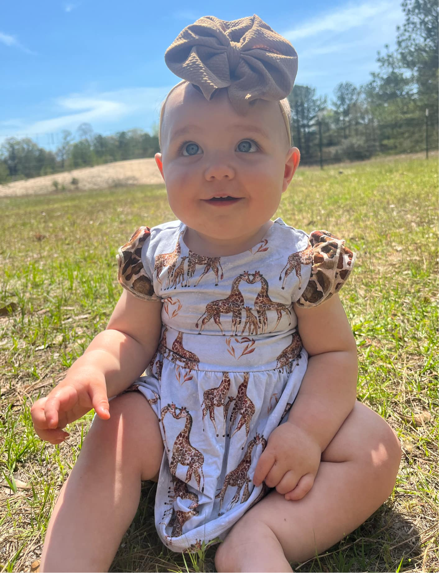 “You Bet Giraffe I’m Cute” Bodysuit Twirl