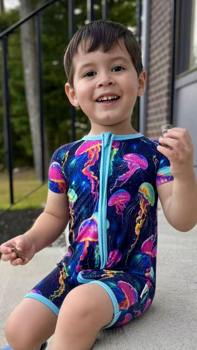 Jellyfish Glow Zippered Shorty