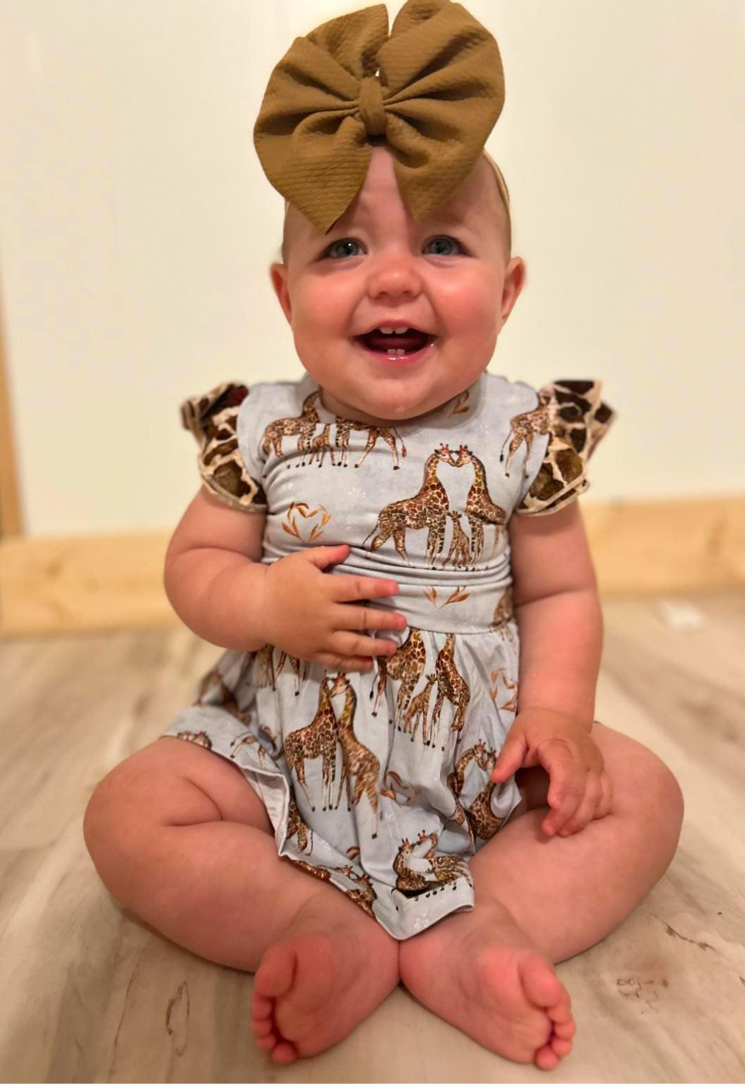 “You Bet Giraffe I’m Cute” Bodysuit Twirl