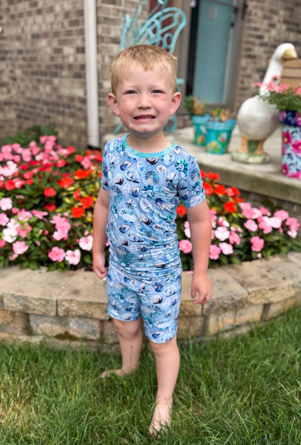 Shell Yeah Two-Piece Pajamas Short Sleeved and Shorts