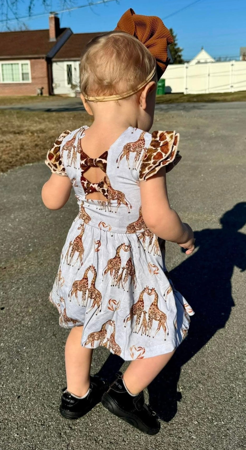 “You Bet Giraffe I’m Cute” Bodysuit Twirl