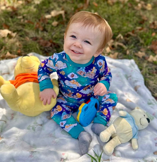 100 Akre Dreams Two-Piece Pajamas