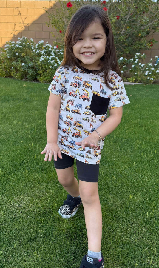 Diggin’ It Pocket T-Shirt