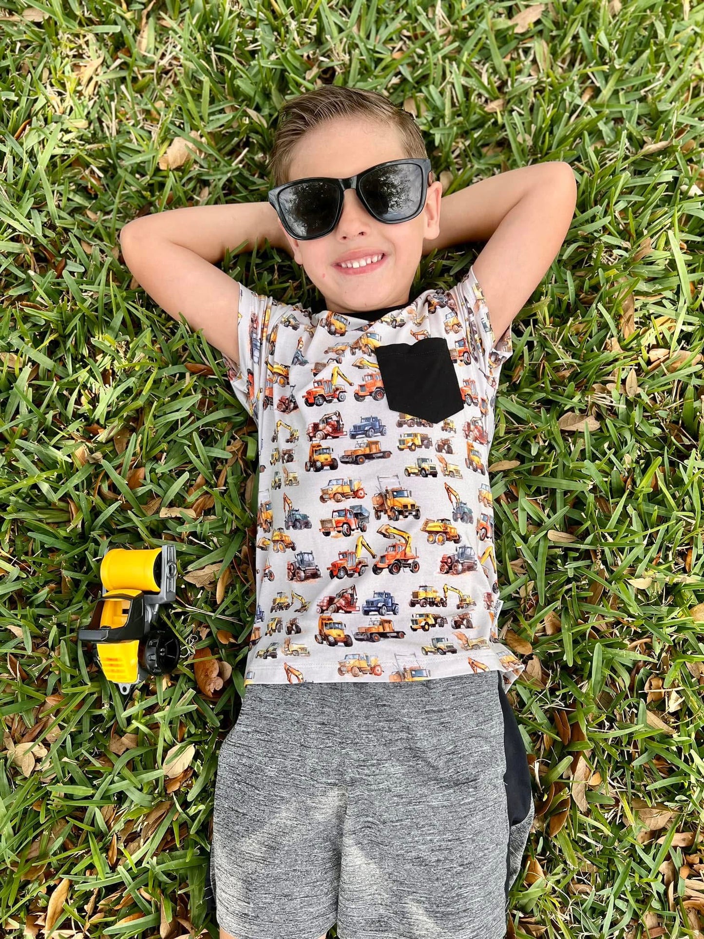 Diggin’ It Pocket T-Shirt