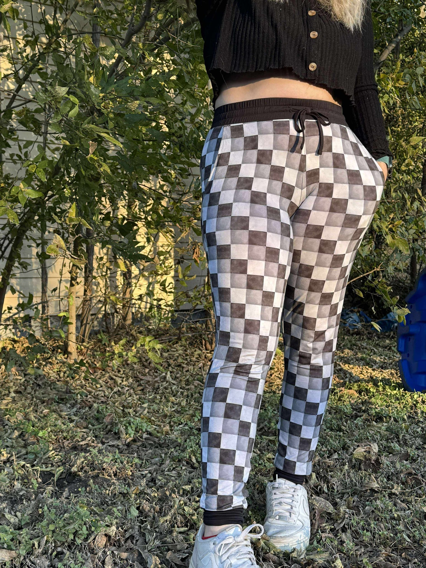 “Checkmate” Woman’s Joggers