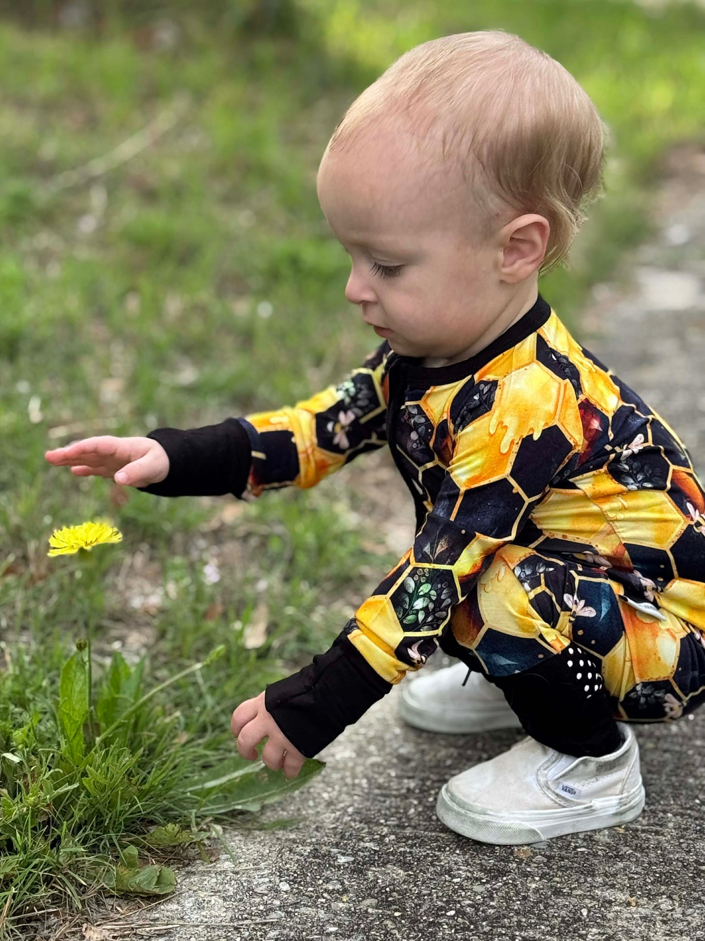 "Bee Happy" Zippy