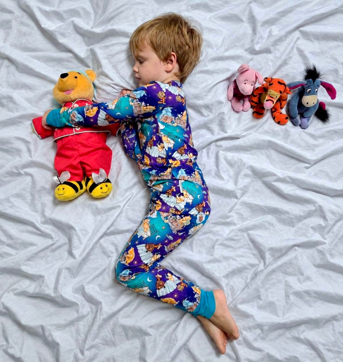 100 Akre Dreams Two-Piece Pajamas