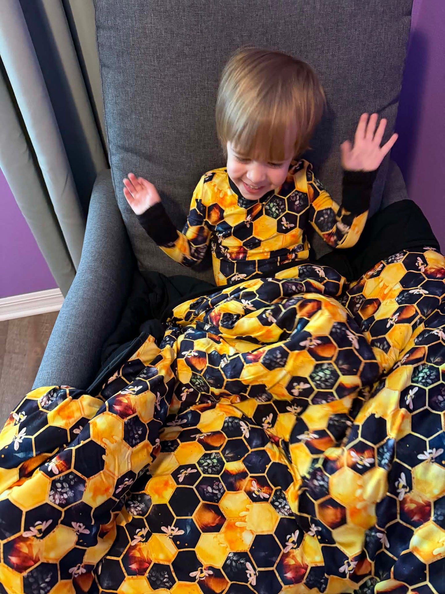 "Bee Happy" Quilted Blanket