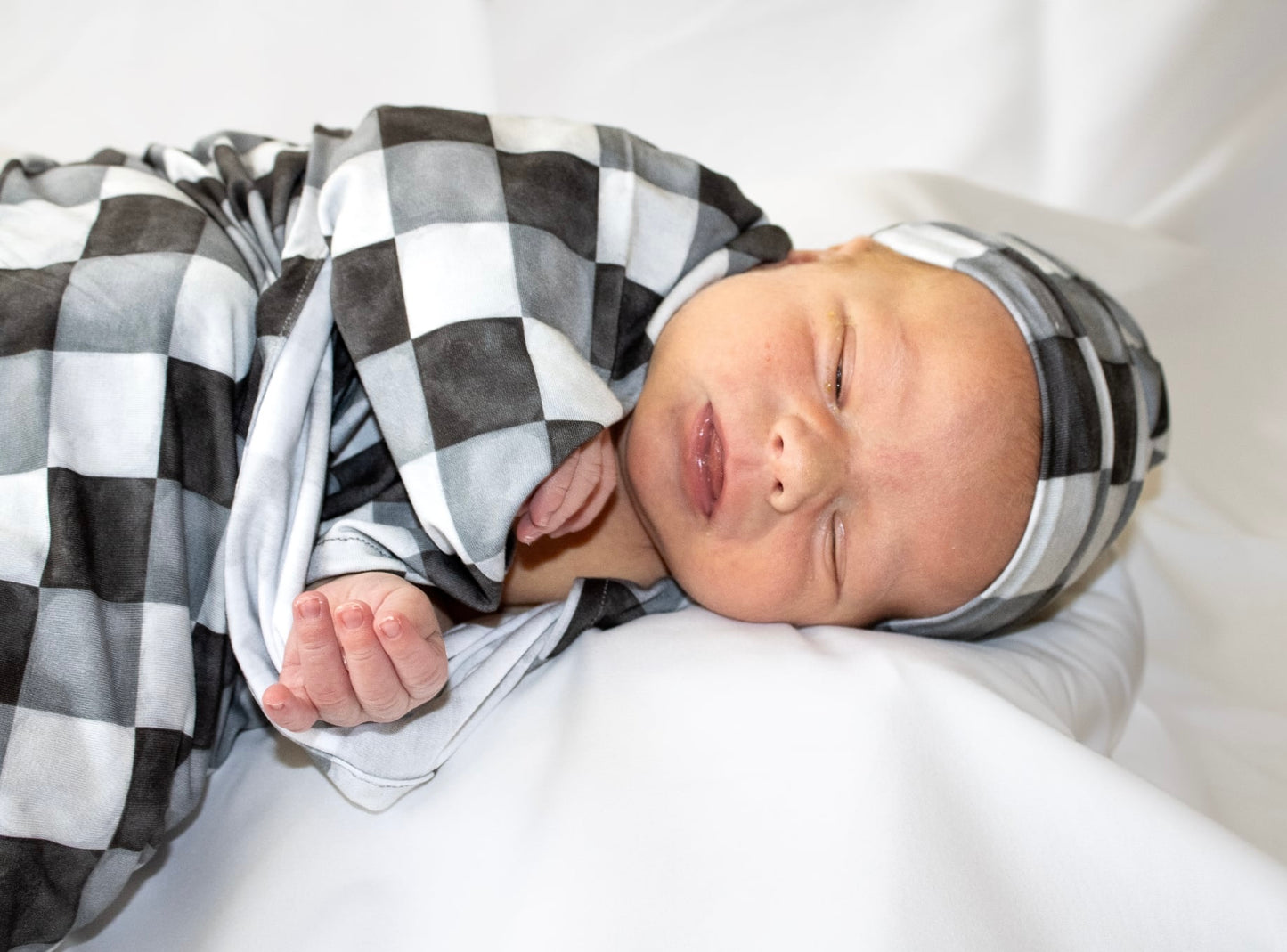 “Checkmate” Swaddle with knotted hat
