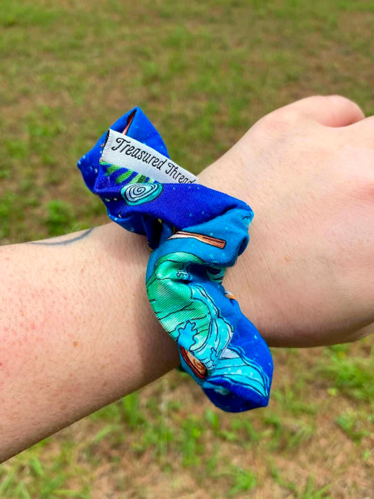 “Oceans Calling” Scrunchie