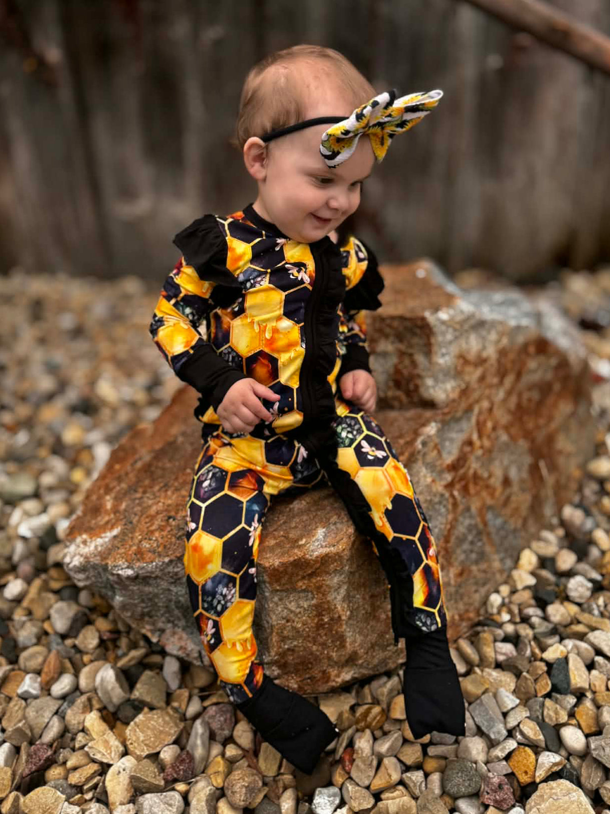"Bee Happy" Ruffle Zippy