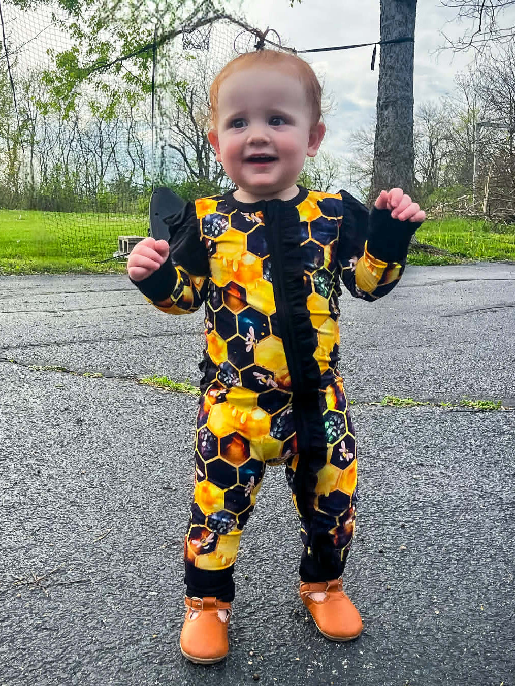 "Bee Happy" Ruffle Zippy