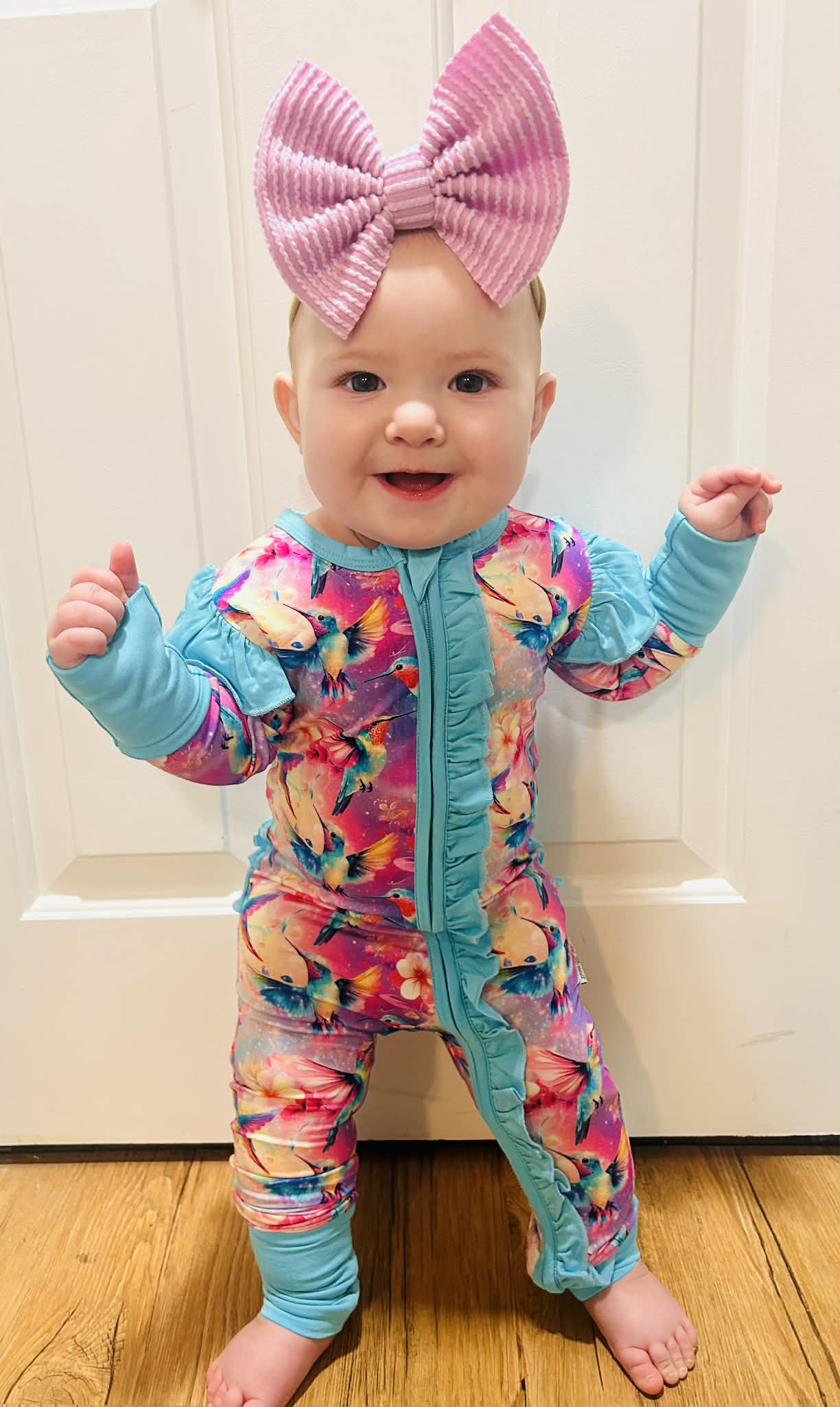 “Hummingbird Haven” Ruffle Zippy