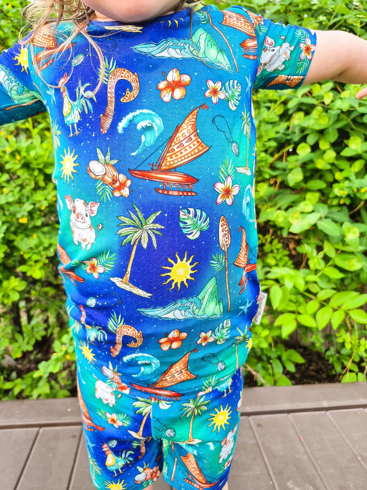 “Oceans Calling” Two-Piece Pajamas Short Sleeved and Shorts