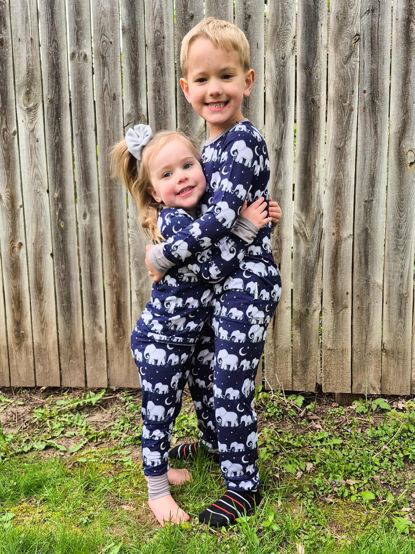 "Elephants" Two-Piece Pajamas Long Sleeved and Pants