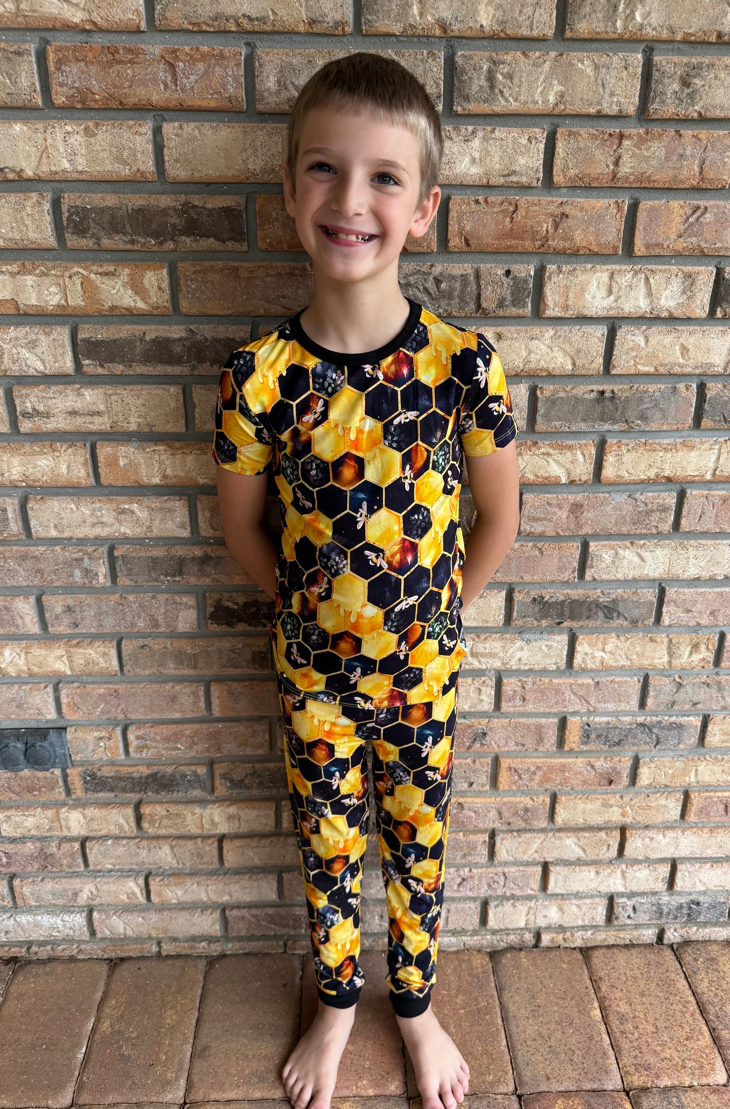 "Bee Happy" Two-Piece Pajamas Short Sleeved and Pants