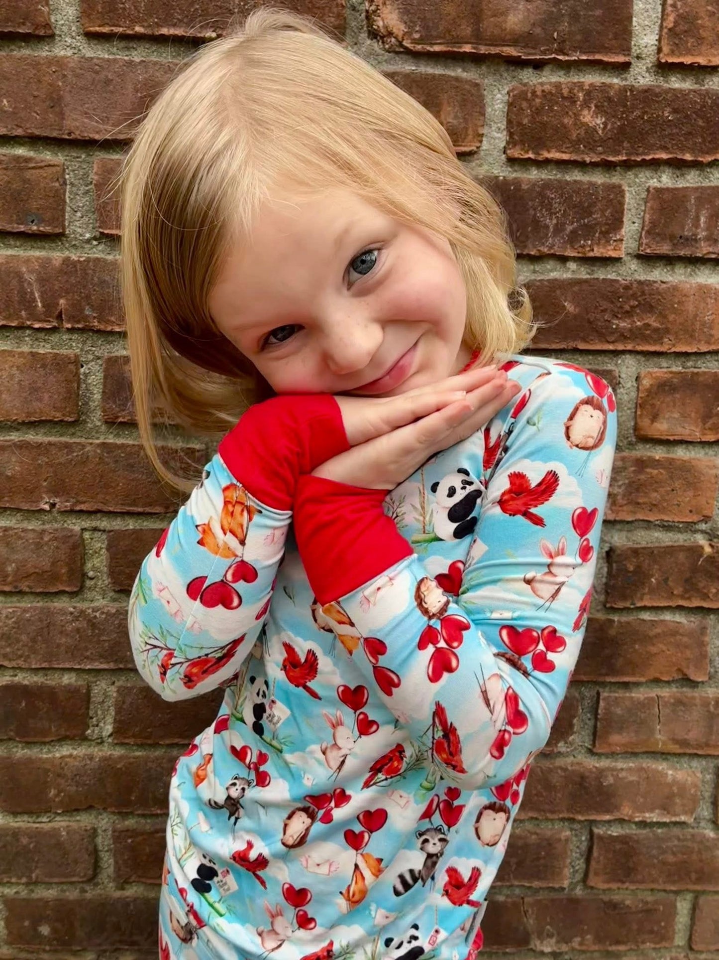 “Love takes flight” Two-Piece Pajamas