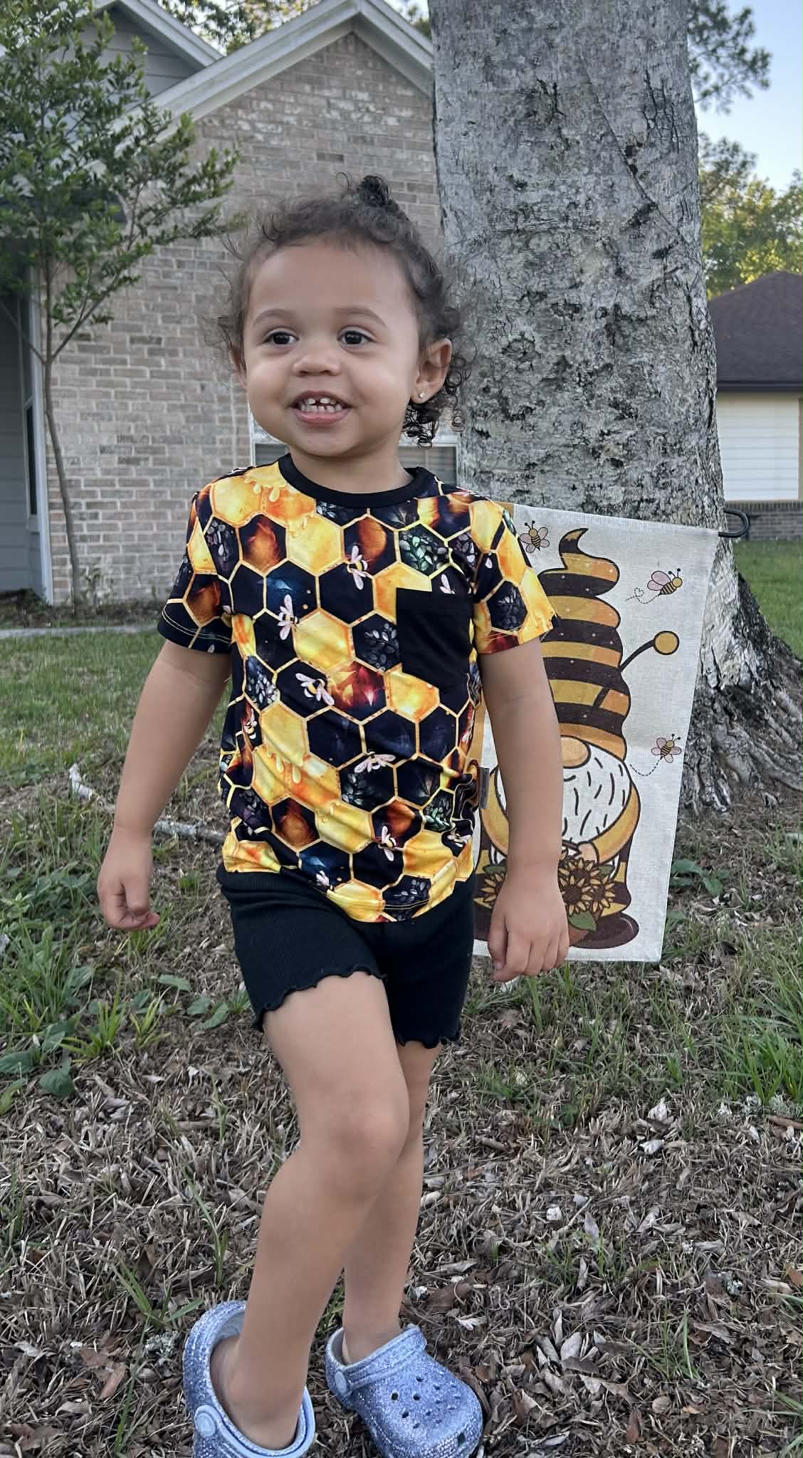 "Bee Happy" Pocket T-Shirt