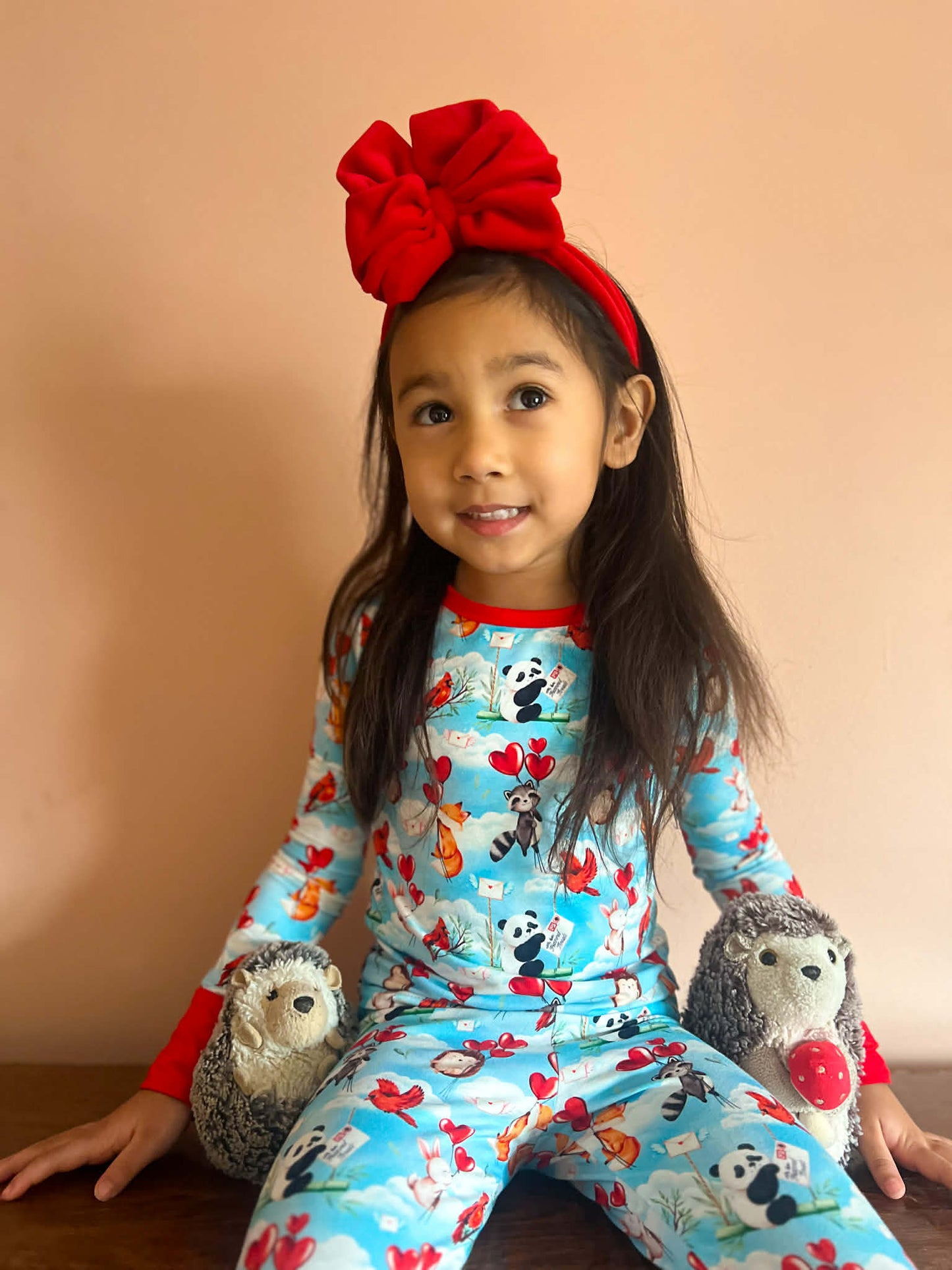 “Love takes flight” Two-Piece Pajamas