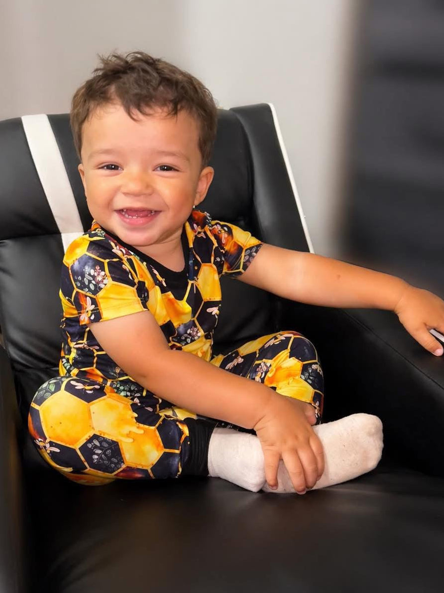 "Bee Happy" Two-Piece Pajamas Short Sleeved and Pants