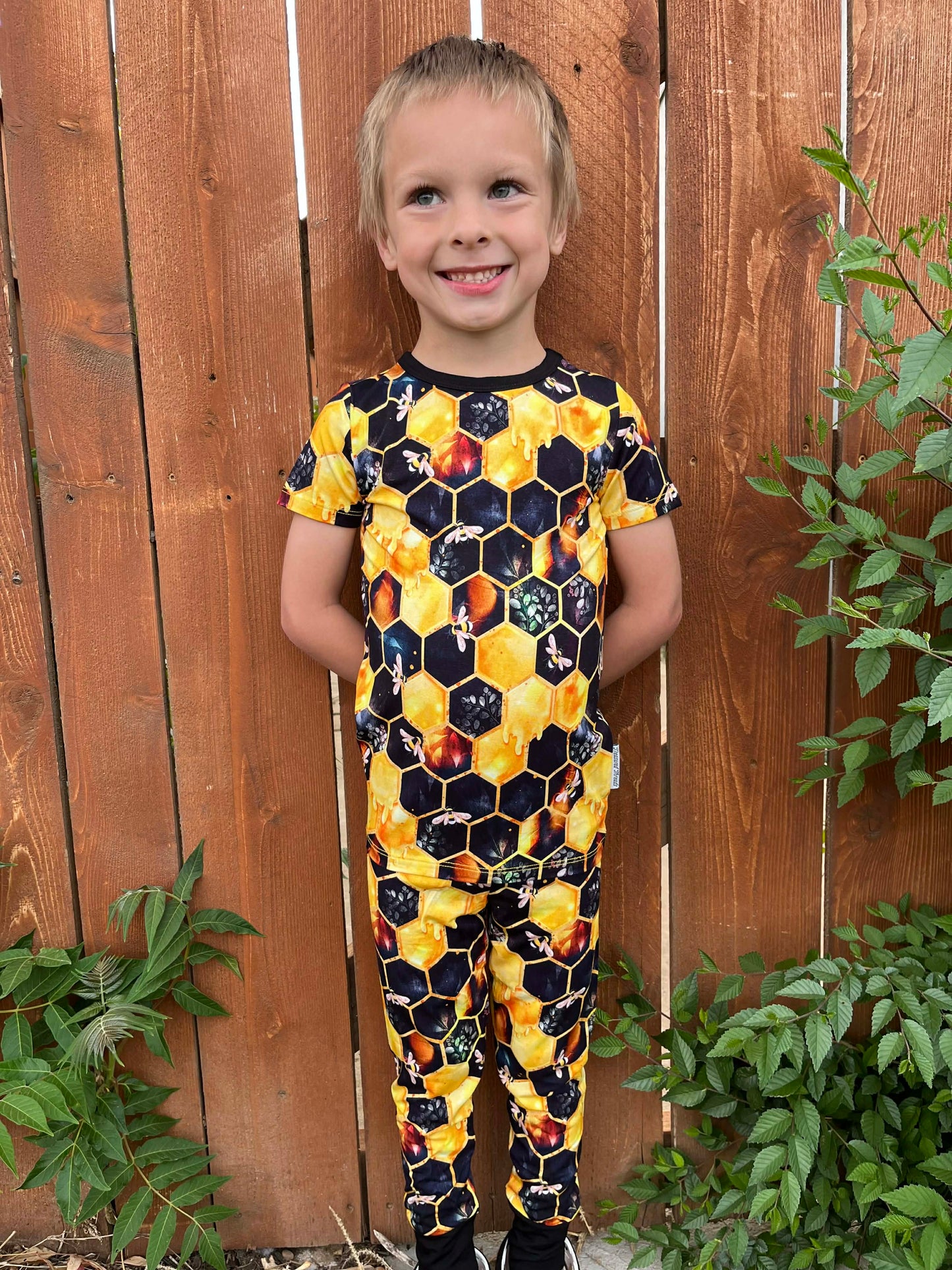 "Bee Happy" Two-Piece Pajamas Short Sleeved and Pants