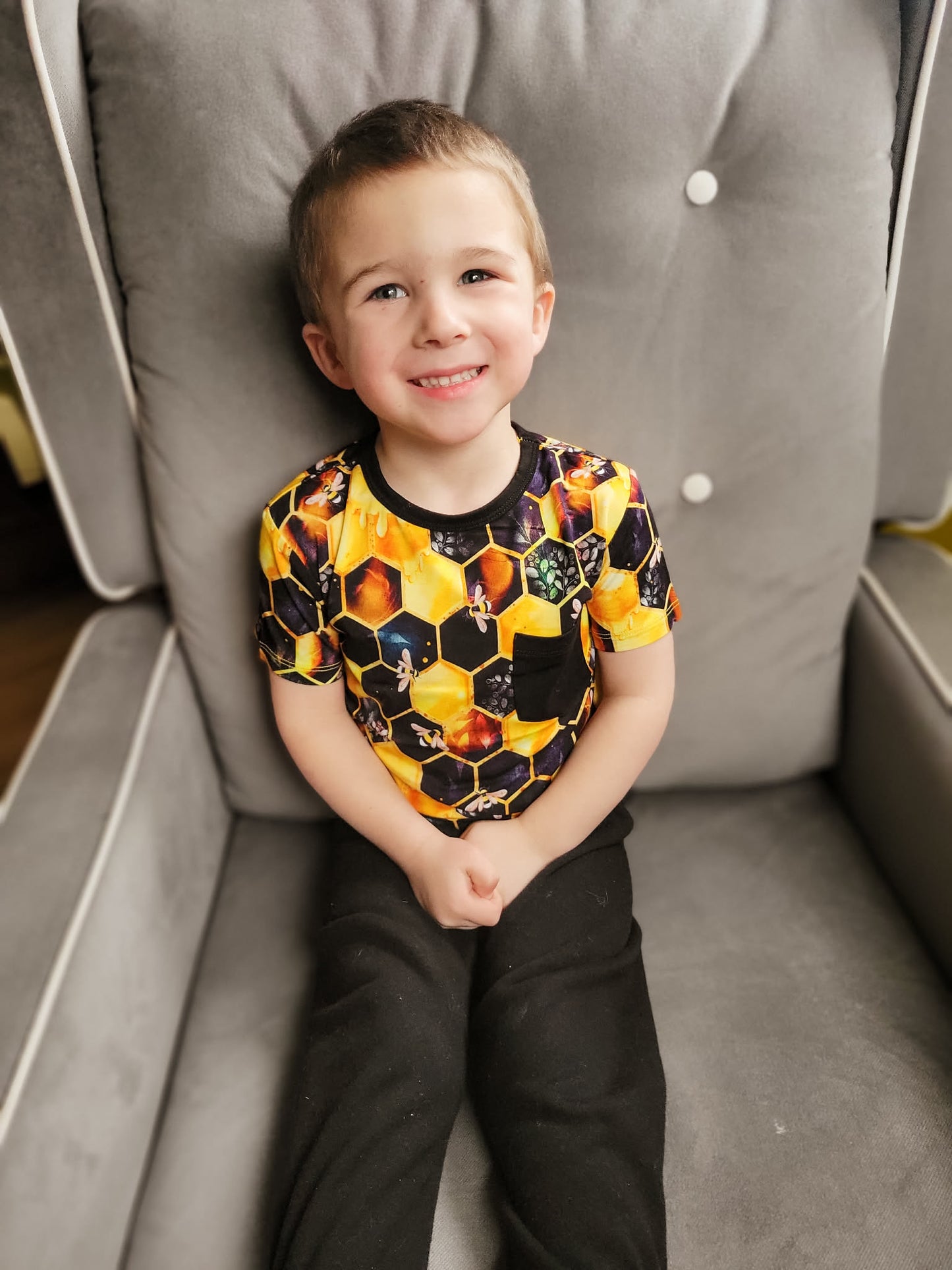 "Bee Happy" Pocket T-Shirt