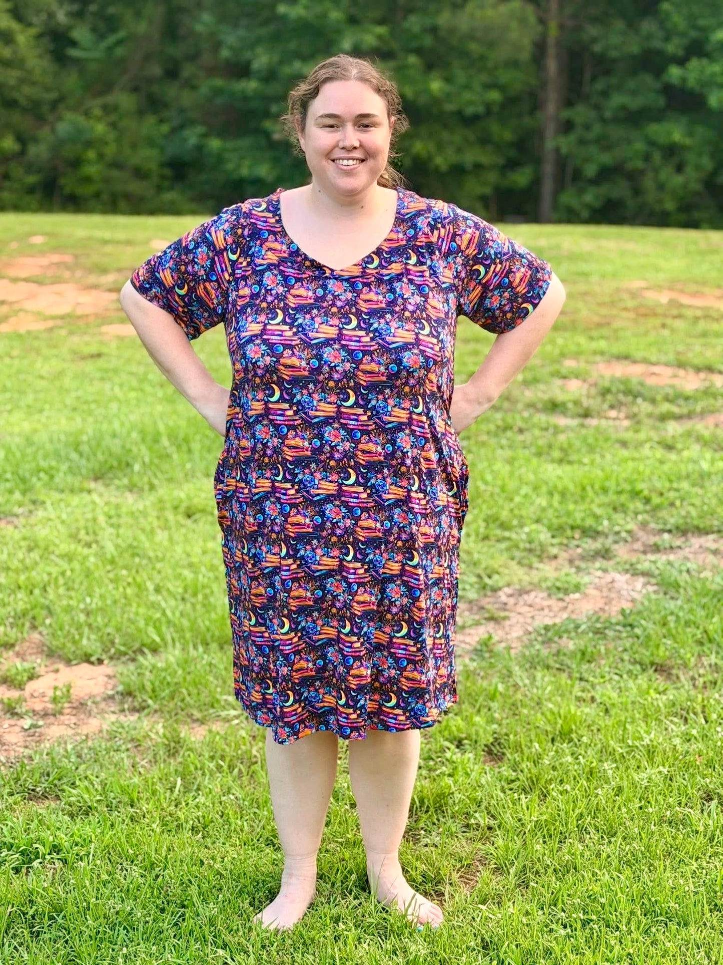 “Treasured Pages” Women’s Short Sleeved Nightgown