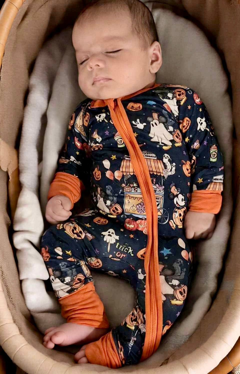 Steamboat Willie’s Not So Scary Halloween Zippy