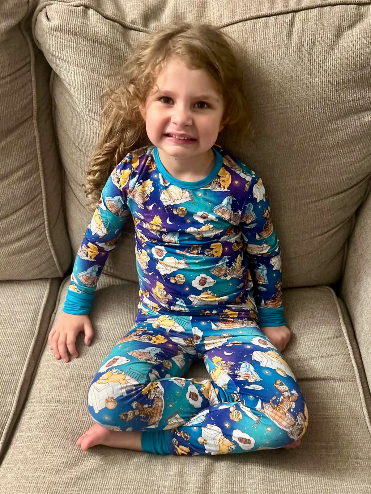 100 Akre Dreams Two-Piece Pajamas
