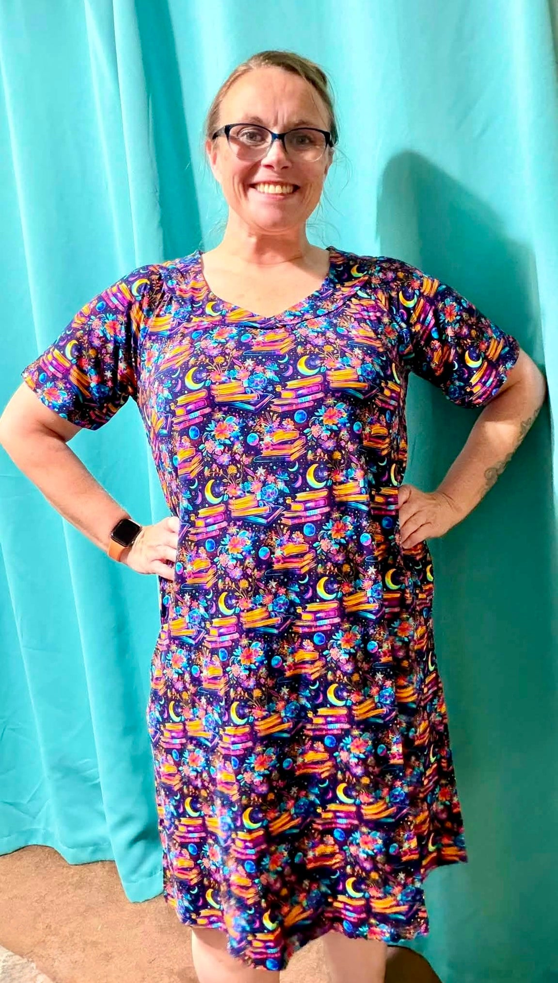 “Treasured Pages” Women’s Short Sleeved Nightgown