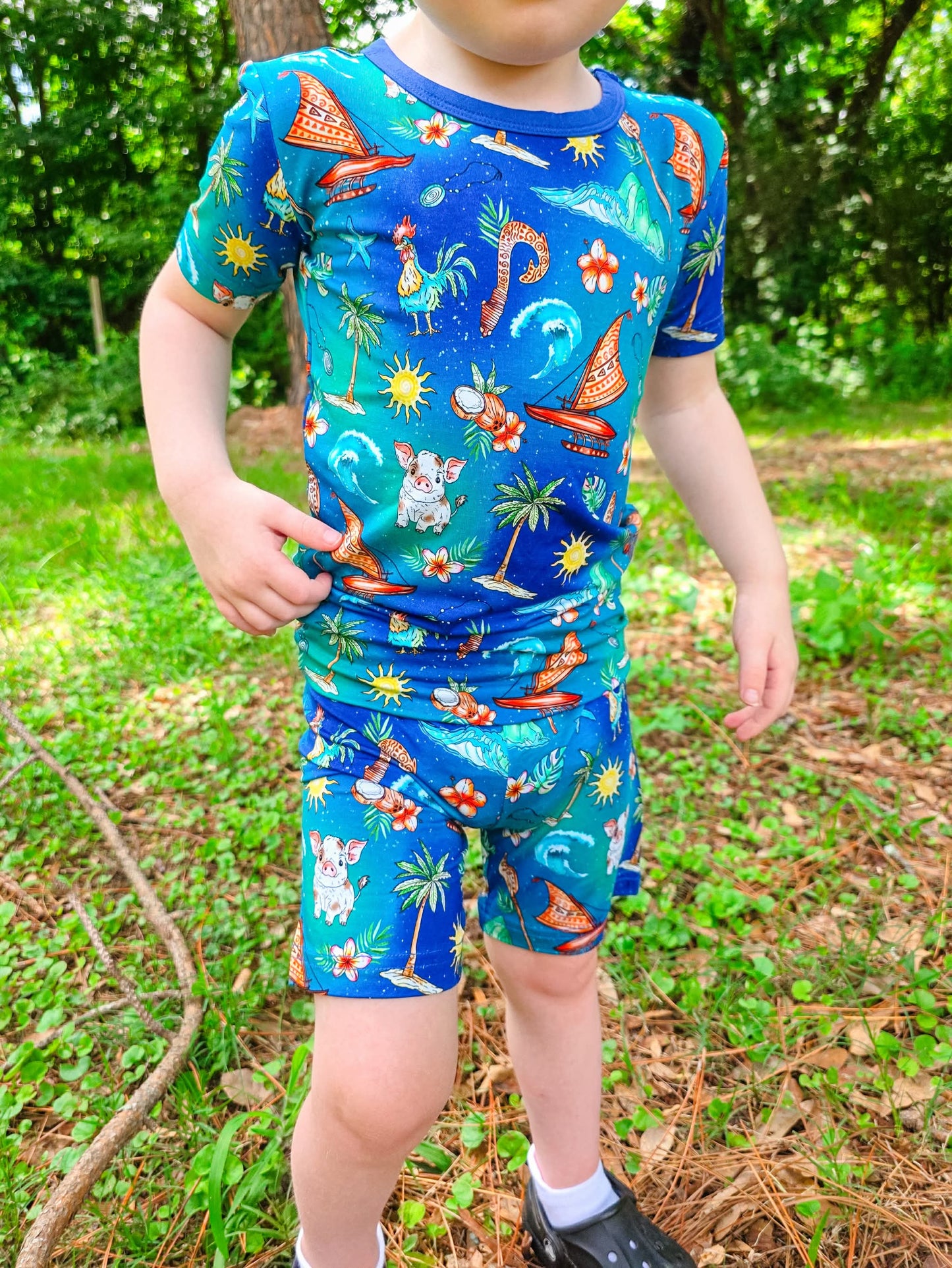 “Oceans Calling” Two-Piece Pajamas Short Sleeved and Shorts