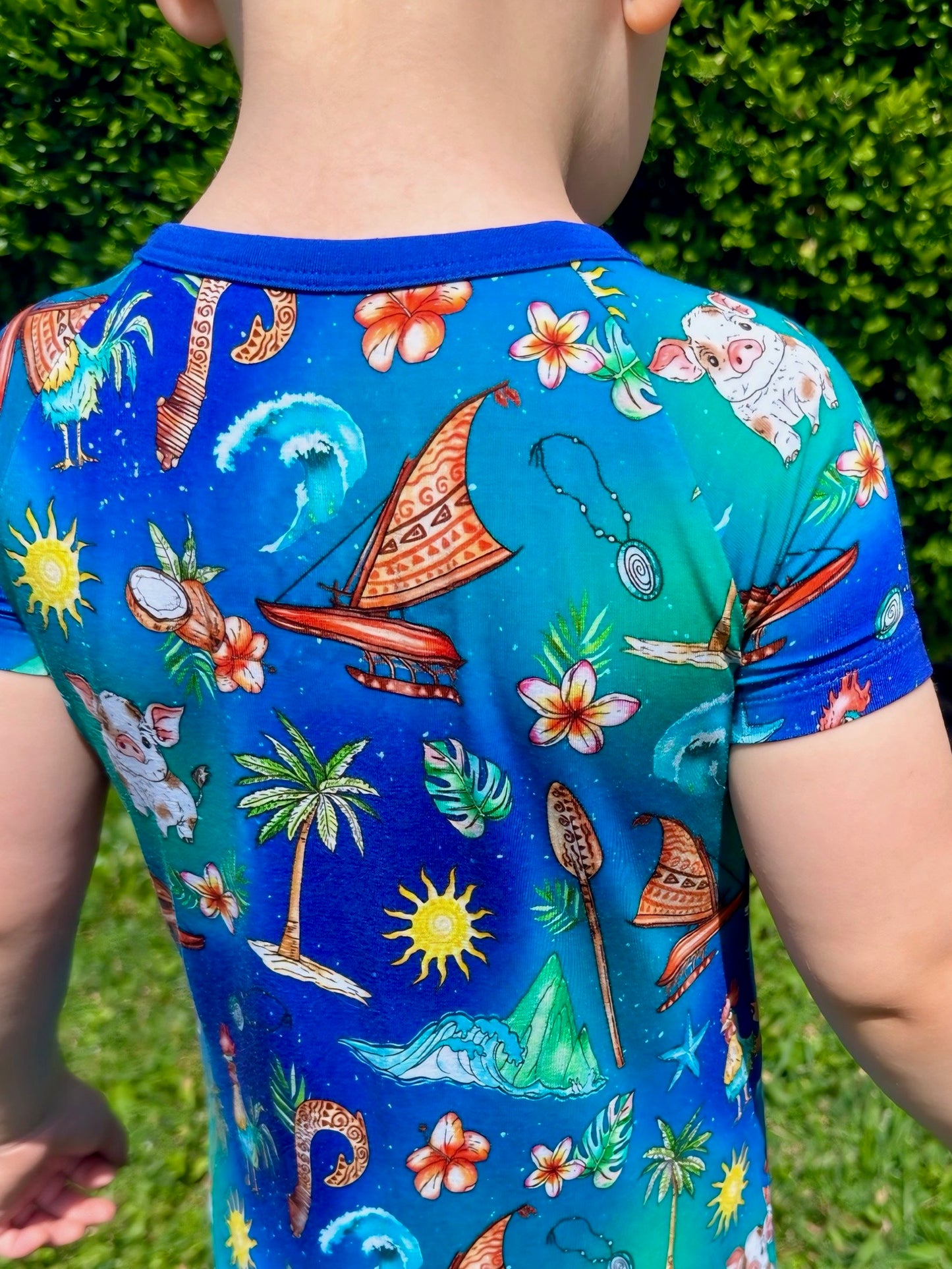 “Oceans Calling” Zippered Shorty