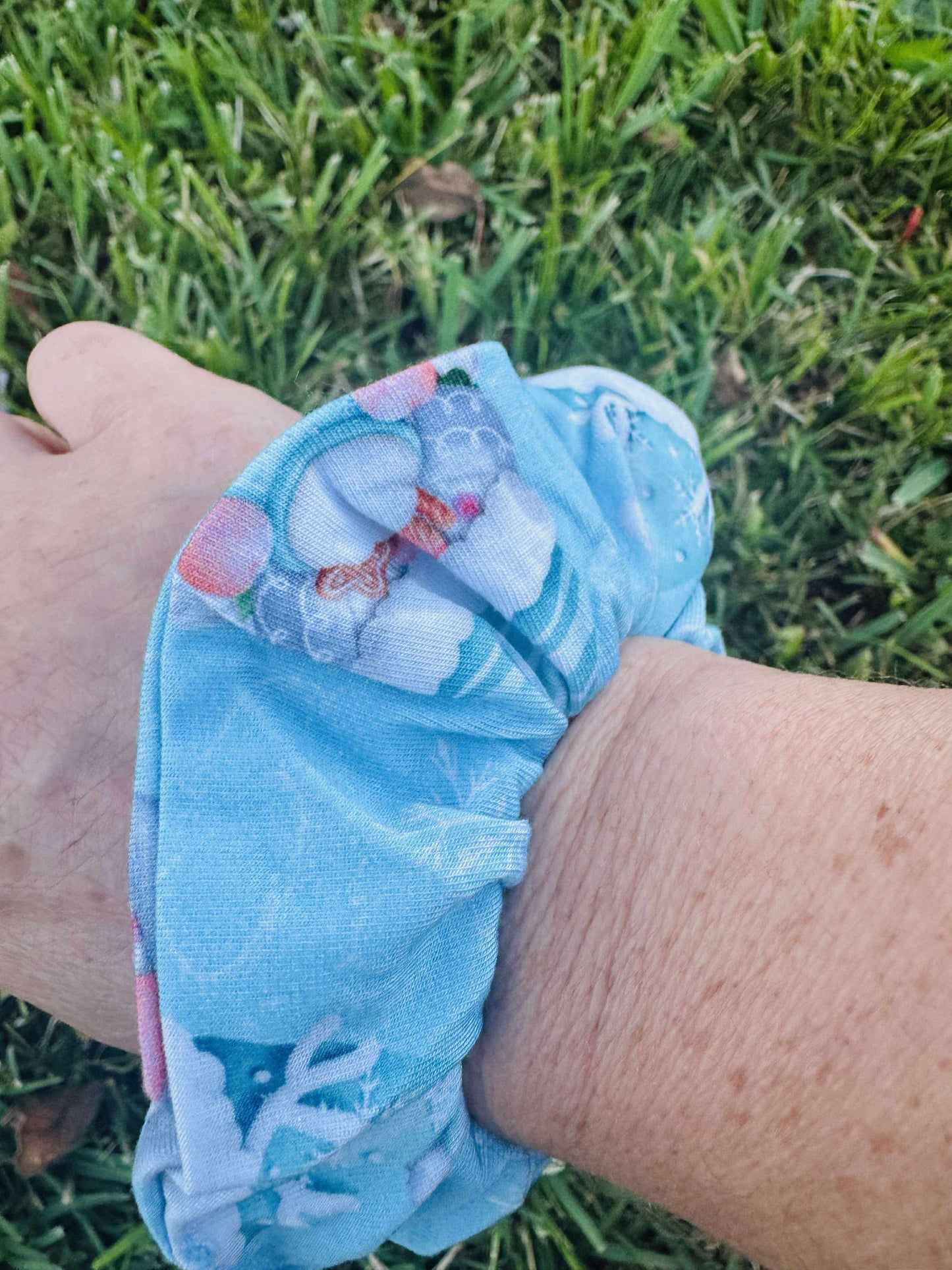 “Chillin’ with my Gnomies” Scrunchie